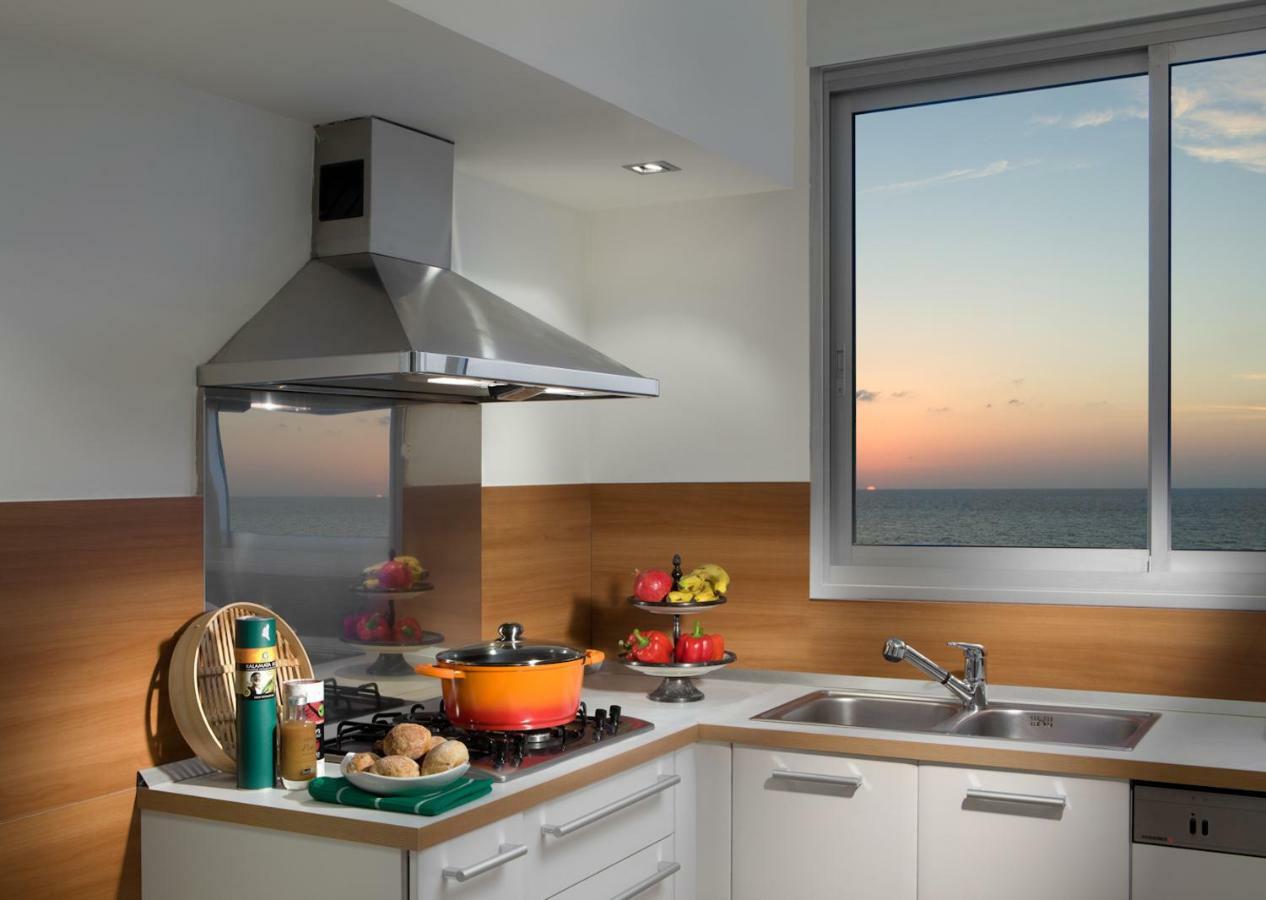 Beach Luxury Apartments And Suites Tel Aviv-Jaffa Exterior foto